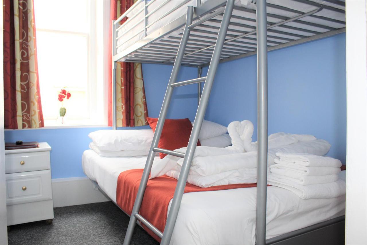 Backpackers Blackpool Hotel & Suites エクステリア 写真