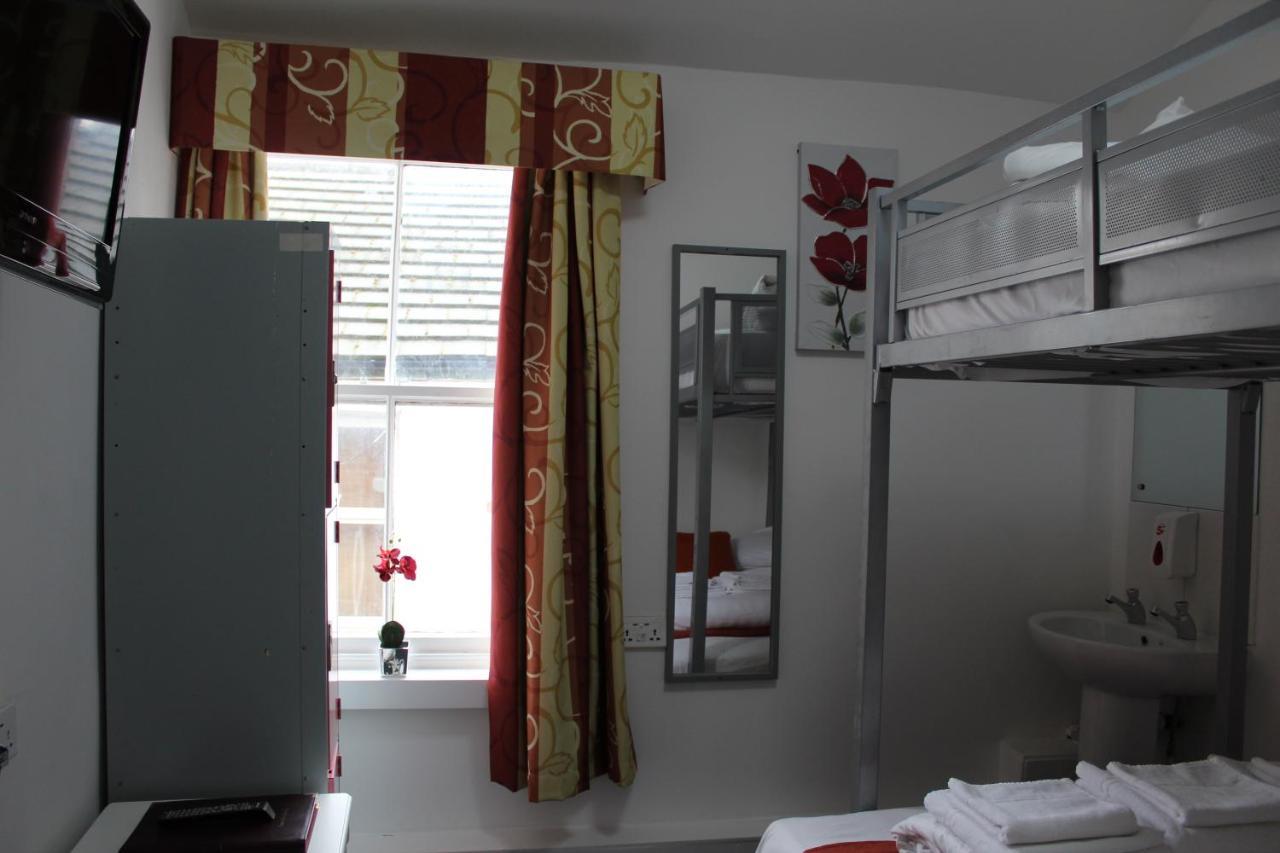 Backpackers Blackpool Hotel & Suites エクステリア 写真