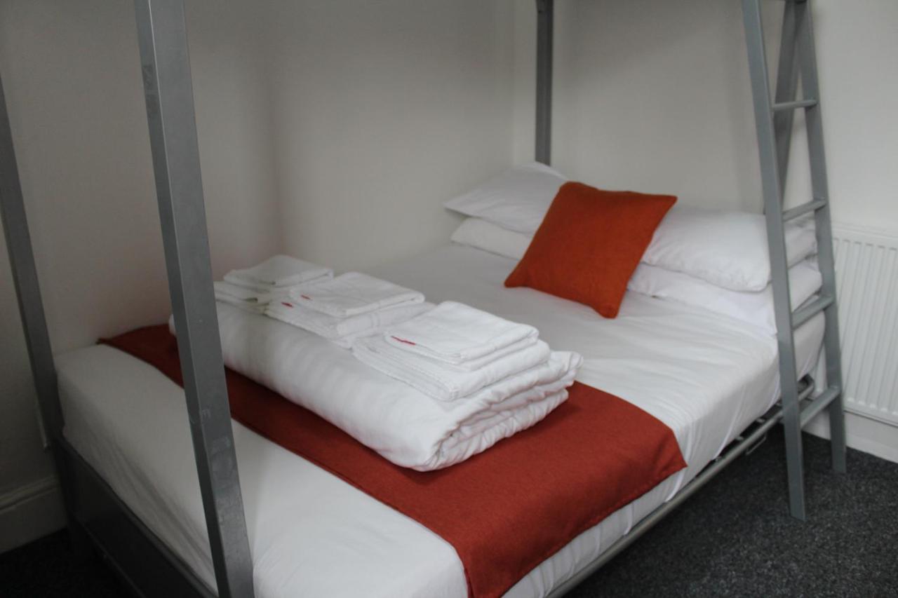 Backpackers Blackpool Hotel & Suites エクステリア 写真