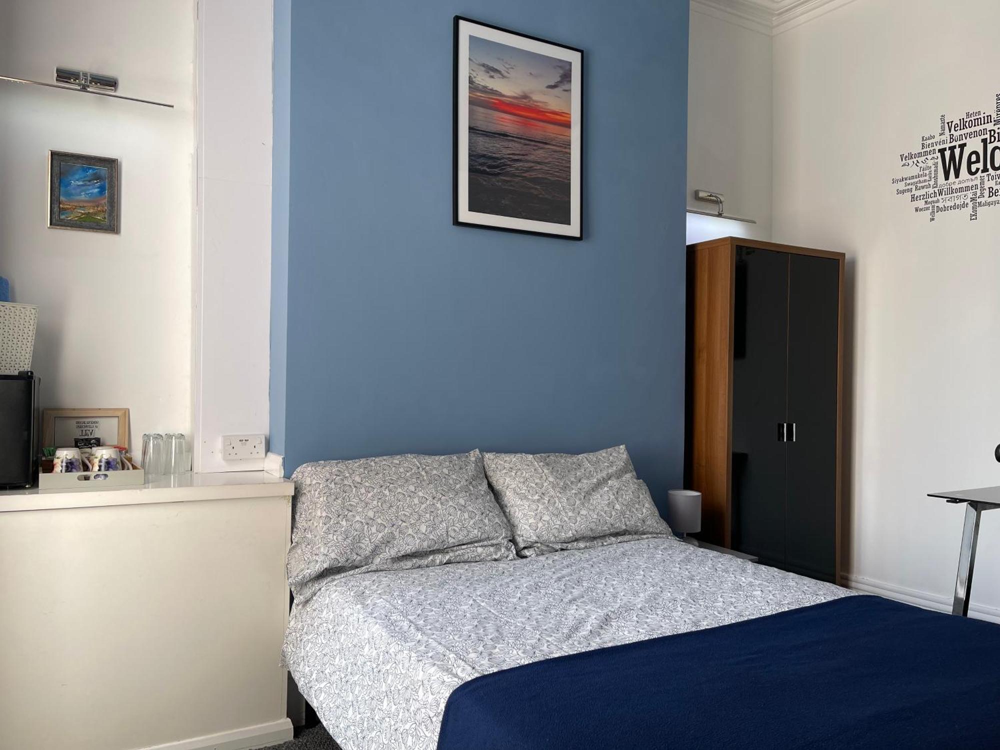 Backpackers Blackpool Hotel & Suites エクステリア 写真
