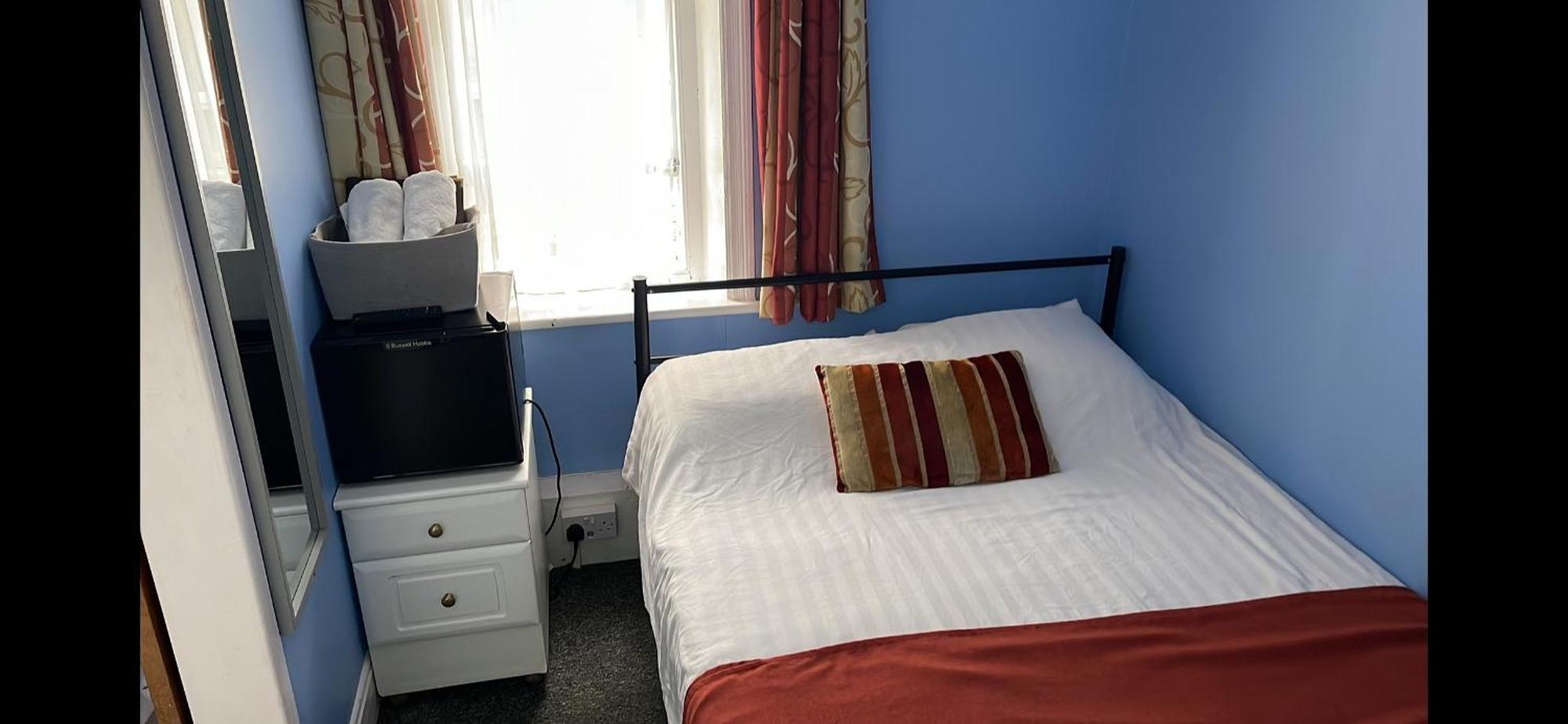 Backpackers Blackpool Hotel & Suites エクステリア 写真