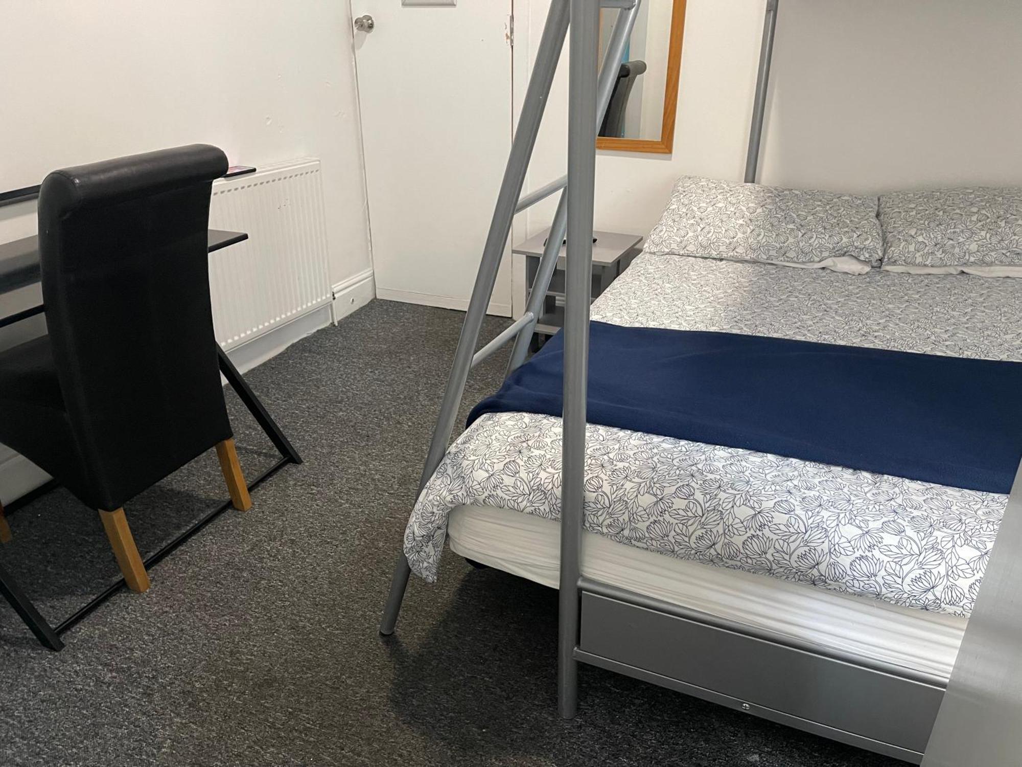 Backpackers Blackpool Hotel & Suites エクステリア 写真