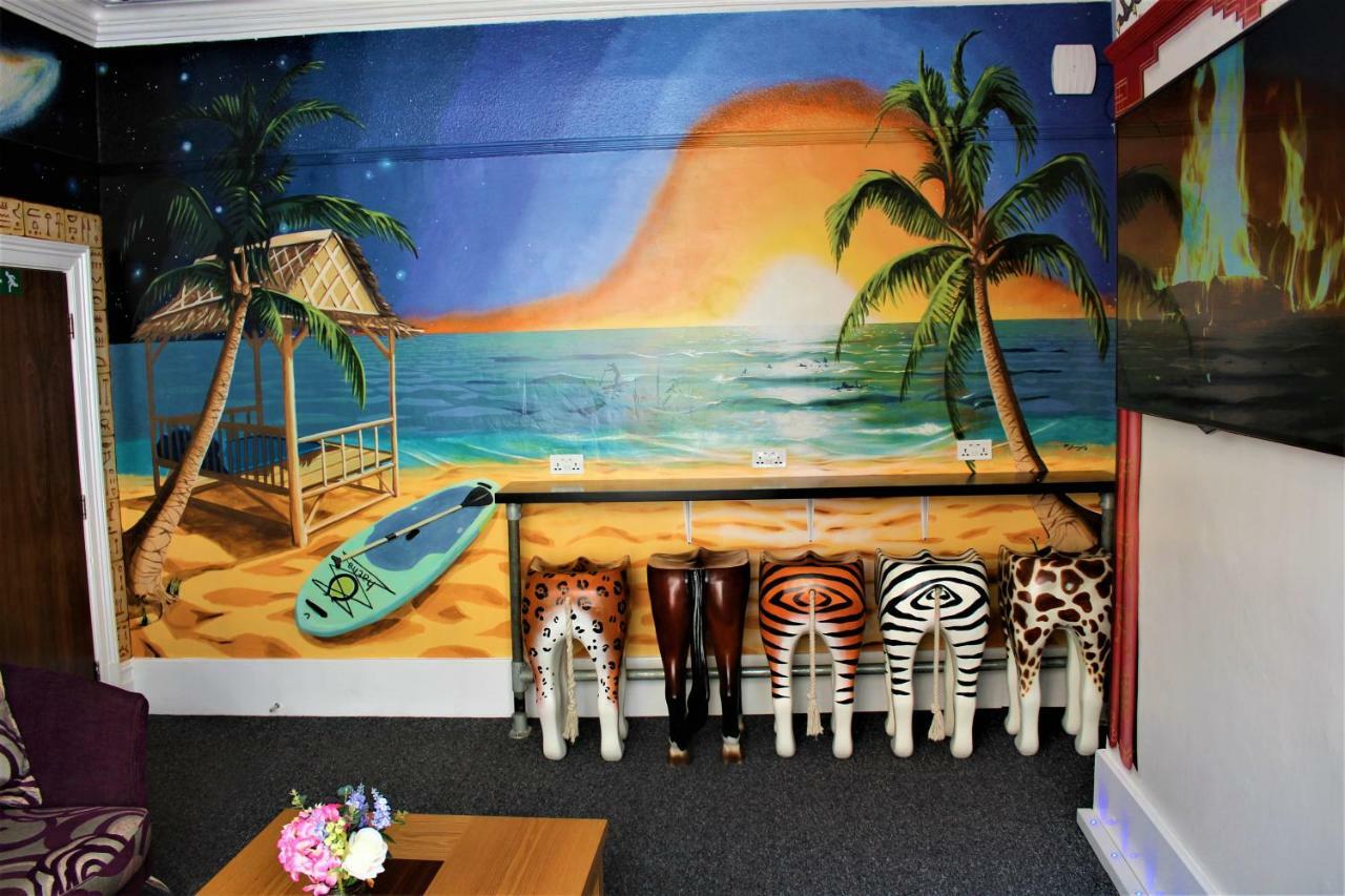 Backpackers Blackpool Hotel & Suites エクステリア 写真