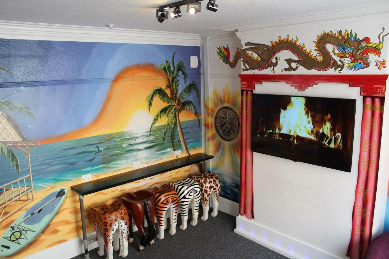 Backpackers Blackpool Hotel & Suites エクステリア 写真