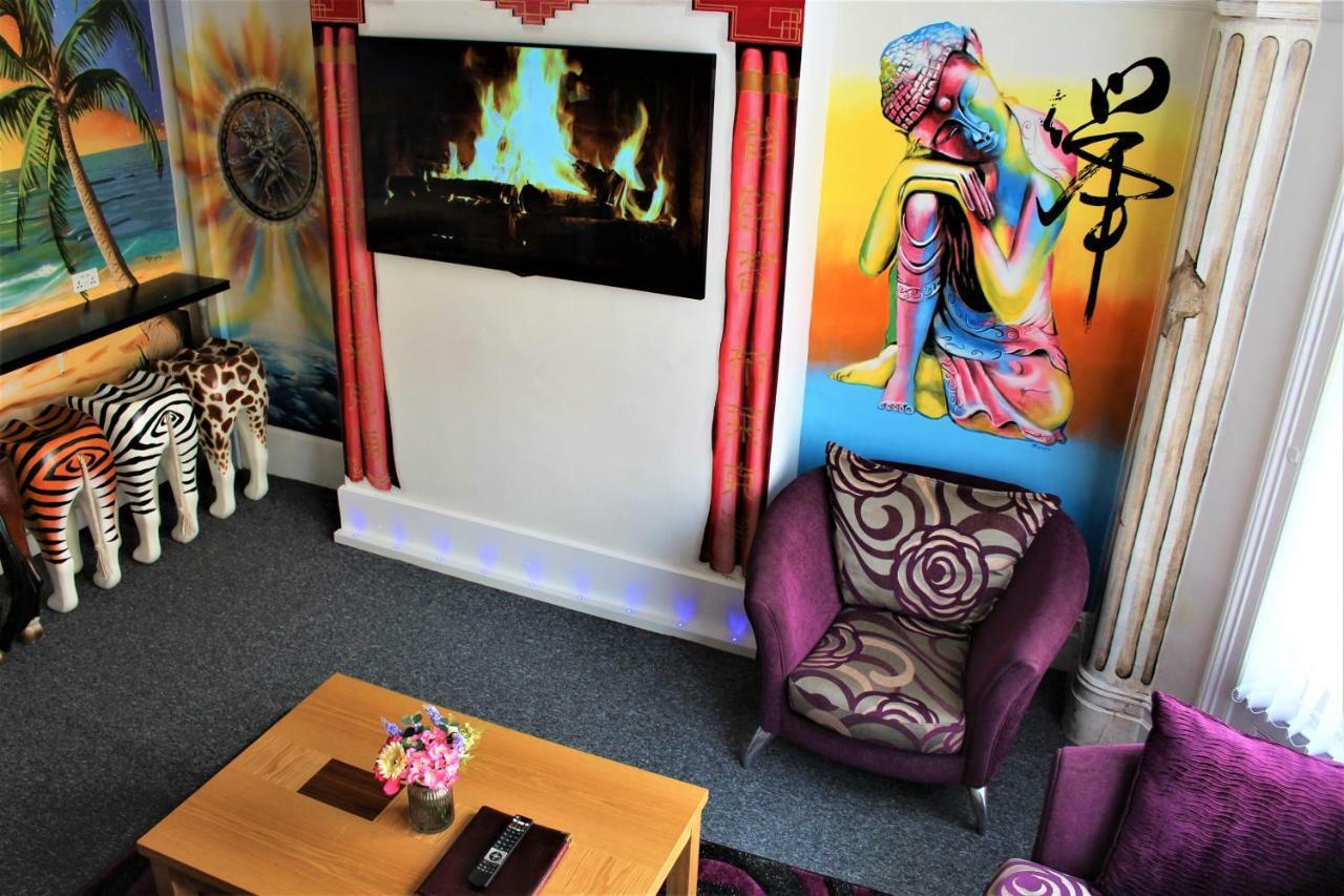 Backpackers Blackpool Hotel & Suites エクステリア 写真